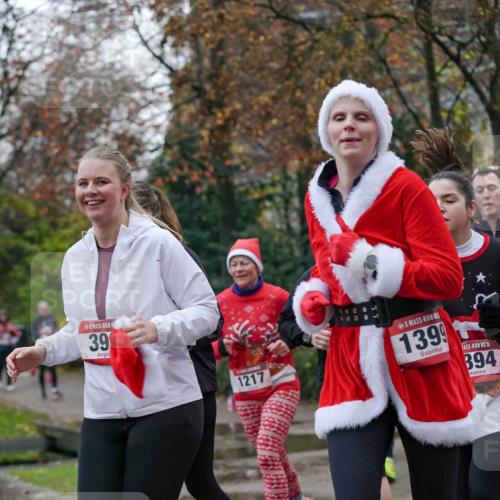 07.12.2025 - St. Pauli X-Mass-Run No. 15 Michael Burmester http://msf.ph/oto/9408622 07.12.2025 09:44:09 Laufen 39, 1217, 10009, 10004, 1399, 15, 394 meine-sportfotos.de