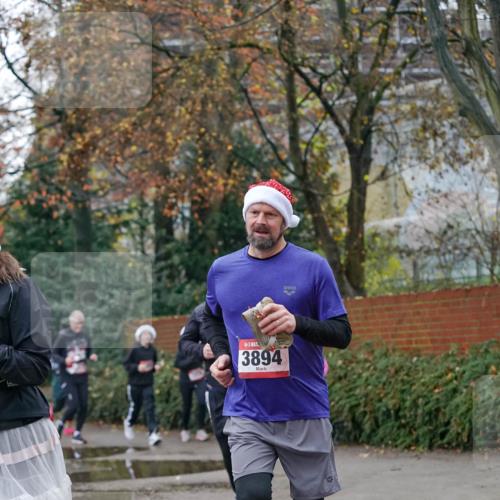 07.12.2025 - St. Pauli X-Mass-Run No. 15 Michael Burmester http://msf.ph/oto/9408654 07.12.2025 09:44:13 Laufen 3894 meine-sportfotos.de