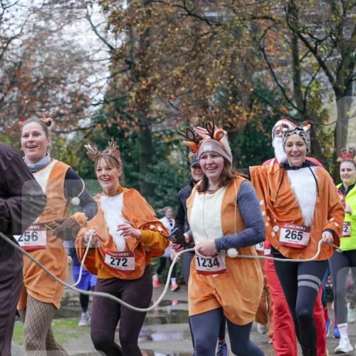 07.12.2025 - St. Pauli X-Mass-Run No. 15 Michael Burmester http://msf.ph/oto/9408792 07.12.2025 09:44:27 Laufen 15, 256, 15, 272, 1234, 265, 2 meine-sportfotos.de