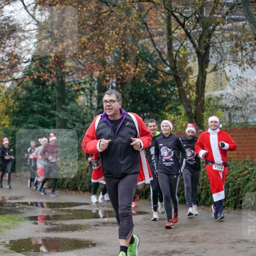 07.12.2025 - St. Pauli X-Mass-Run No. 15 Michael Burmester http://msf.ph/oto/9408887 07.12.2025 09:44:36 Laufen 63, 4552 meine-sportfotos.de