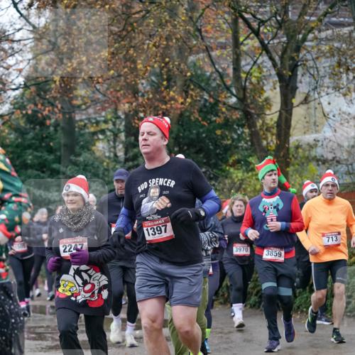 07.12.2025 - St. Pauli X-Mass-Run No. 15 Michael Burmester http://msf.ph/oto/9408986 07.12.2025 09:44:48 Laufen 2247, 1929, 15, 1397, 713, 3970, 3859 meine-sportfotos.de