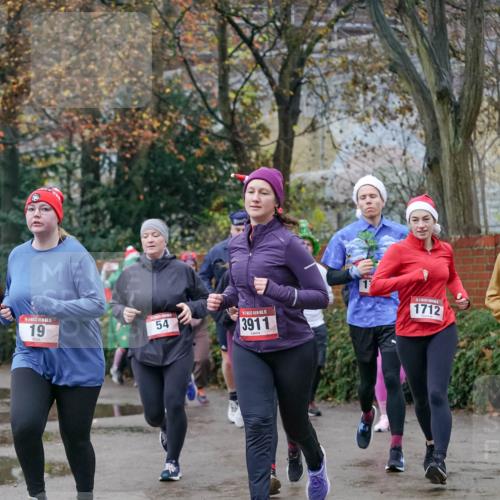07.12.2025 - St. Pauli X-Mass-Run No. 15 Michael Burmester http://msf.ph/oto/9409030 07.12.2025 09:44:53 Laufen 19, 54, 15, 3911, 1712 meine-sportfotos.de
