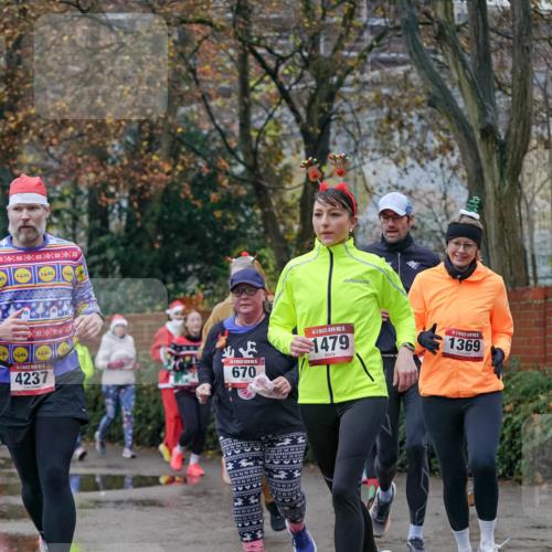 07.12.2025 - St. Pauli X-Mass-Run No. 15 Michael Burmester http://msf.ph/oto/9409141 07.12.2025 09:45:08 Laufen 4237, 670, 15, 1479, 1369, 53332 meine-sportfotos.de