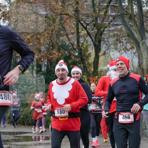 07.12.2025 - St. Pauli X-Mass-Run No. 15 Michael Burmester http://msf.ph/oto/9409158 07.12.2025 09:45:10 Laufen 480, 180, 4195, 468 meine-sportfotos.de