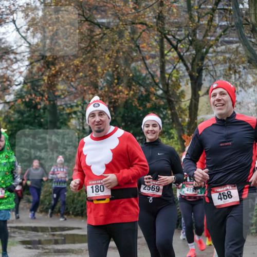 07.12.2025 - St. Pauli X-Mass-Run No. 15 Michael Burmester http://msf.ph/oto/9409164 07.12.2025 09:45:10 Laufen 91, 180, 2569, 4195, 468 meine-sportfotos.de