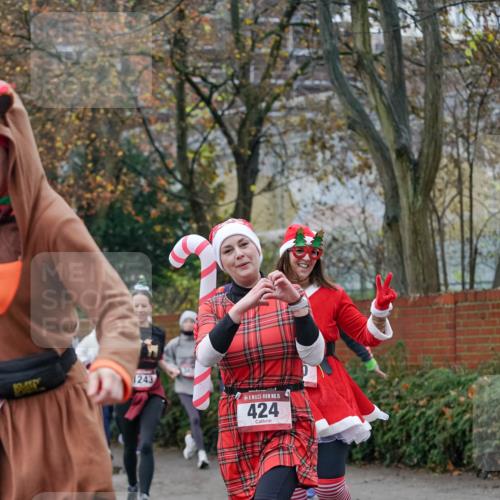 07.12.2025 - St. Pauli X-Mass-Run No. 15 Michael Burmester http://msf.ph/oto/9409230 07.12.2025 09:45:16 Laufen 1243, 15, 424 meine-sportfotos.de