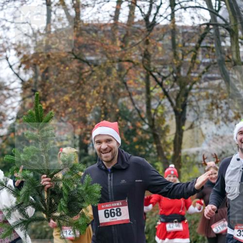 07.12.2025 - St. Pauli X-Mass-Run No. 15 Michael Burmester http://msf.ph/oto/9409277 07.12.2025 09:45:21 Laufen 12, 15, 668, 46, 3196, 33 meine-sportfotos.de