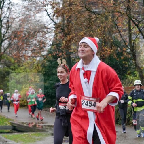 07.12.2025 - St. Pauli X-Mass-Run No. 15 Michael Burmester http://msf.ph/oto/9409324 07.12.2025 09:45:26 Laufen 2454, 56 meine-sportfotos.de