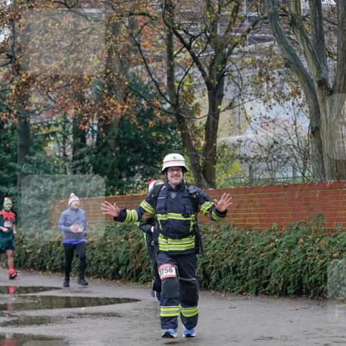 07.12.2025 - St. Pauli X-Mass-Run No. 15 Michael Burmester http://msf.ph/oto/9409330 07.12.2025 09:45:27 Laufen 756 meine-sportfotos.de