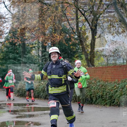 07.12.2025 - St. Pauli X-Mass-Run No. 15 Michael Burmester http://msf.ph/oto/9409339 07.12.2025 09:45:28 Laufen 3756, 291 meine-sportfotos.de