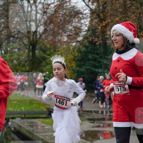 07.12.2025 - St. Pauli X-Mass-Run No. 15 Michael Burmester http://msf.ph/oto/9409487 07.12.2025 09:45:44 Laufen 5, 1461, 1575 meine-sportfotos.de
