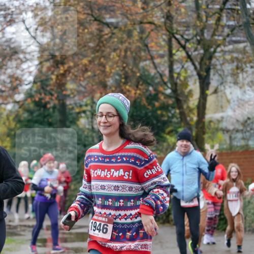 07.12.2025 - St. Pauli X-Mass-Run No. 15 Michael Burmester http://msf.ph/oto/9409528 07.12.2025 09:45:48 Laufen 1946 meine-sportfotos.de