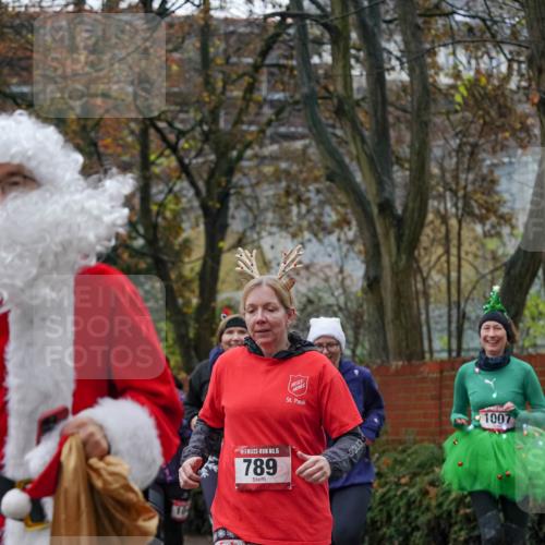 07.12.2025 - St. Pauli X-Mass-Run No. 15 Michael Burmester http://msf.ph/oto/9409573 07.12.2025 09:45:51 Laufen 15, 789, 1007 meine-sportfotos.de