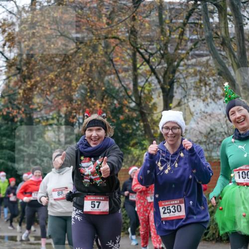 07.12.2025 - St. Pauli X-Mass-Run No. 15 Michael Burmester http://msf.ph/oto/9409588 07.12.2025 09:45:53 Laufen 88, 15, 9, 57, 15, 2530, 0, 100 meine-sportfotos.de