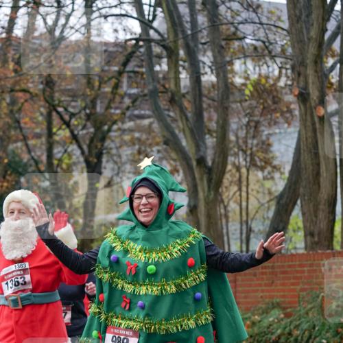 07.12.2025 - St. Pauli X-Mass-Run No. 15 Michael Burmester http://msf.ph/oto/9409624 07.12.2025 09:45:57 Laufen 1363, 1363, 15, 989 meine-sportfotos.de