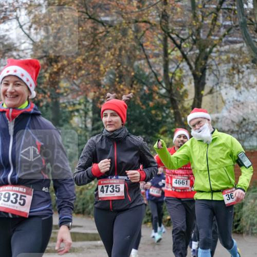 07.12.2025 - St. Pauli X-Mass-Run No. 15 Michael Burmester http://msf.ph/oto/9409654 07.12.2025 09:46:01 Laufen 3935, 15, 4735, 4661, 36 meine-sportfotos.de