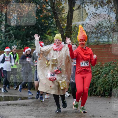 07.12.2025 - St. Pauli X-Mass-Run No. 15 Michael Burmester http://msf.ph/oto/9409799 07.12.2025 09:46:21 Laufen 960, 756, 52, 2177 meine-sportfotos.de