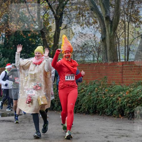 07.12.2025 - St. Pauli X-Mass-Run No. 15 Michael Burmester http://msf.ph/oto/9409805 07.12.2025 09:46:22 Laufen 277, 756, 2177 meine-sportfotos.de