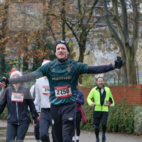 07.12.2025 - St. Pauli X-Mass-Run No. 15 Michael Burmester http://msf.ph/oto/9409843 07.12.2025 09:46:26 Laufen 960, 89, 15, 2758 meine-sportfotos.de