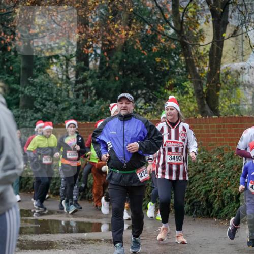 07.12.2025 - St. Pauli X-Mass-Run No. 15 Michael Burmester http://msf.ph/oto/9409904 07.12.2025 09:46:44 Laufen 2611, 4885, 2747, 3493, 42 meine-sportfotos.de