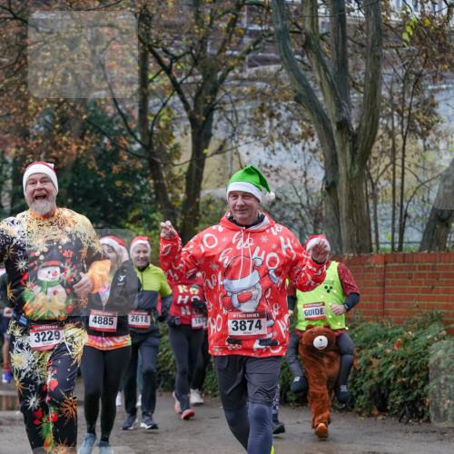 07.12.2025 - St. Pauli X-Mass-Run No. 15 Michael Burmester http://msf.ph/oto/9409940 07.12.2025 09:46:48 Laufen 4885, 2618, 12, 16, 3229, 15, 0, 3874 meine-sportfotos.de