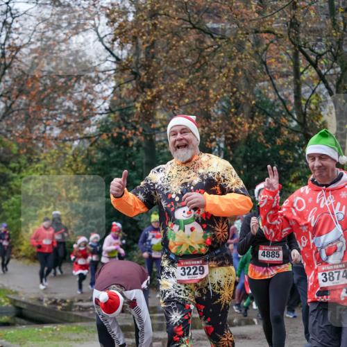 07.12.2025 - St. Pauli X-Mass-Run No. 15 Michael Burmester http://msf.ph/oto/9409943 07.12.2025 09:46:49 Laufen 15, 3229, 4885, 15, 3874 meine-sportfotos.de