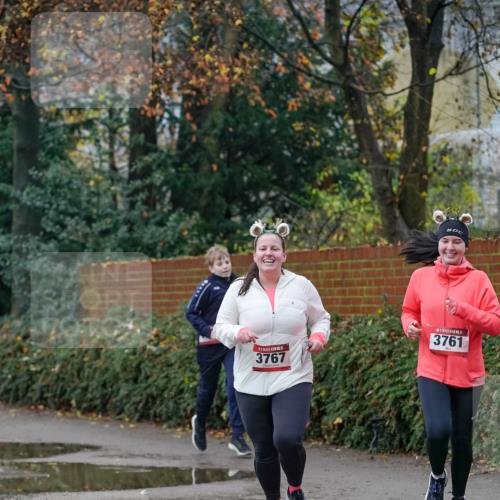 07.12.2025 - St. Pauli X-Mass-Run No. 15 Michael Burmester http://msf.ph/oto/9410086 07.12.2025 09:47:09 Laufen 3767, 5, 3761 meine-sportfotos.de