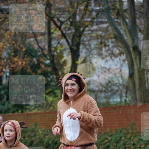 07.12.2025 - St. Pauli X-Mass-Run No. 15 Michael Burmester http://msf.ph/oto/9410152 07.12.2025 09:47:20 Laufen 15, 18, 15, 9 meine-sportfotos.de