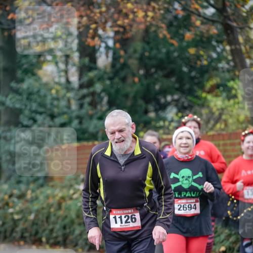 07.12.2025 - St. Pauli X-Mass-Run No. 15 Michael Burmester http://msf.ph/oto/9410166 07.12.2025 09:47:24 Laufen 15, 1126, 2694, 13 meine-sportfotos.de