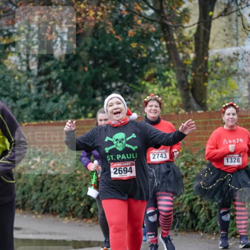 07.12.2025 - St. Pauli X-Mass-Run No. 15 Michael Burmester http://msf.ph/oto/9410178 07.12.2025 09:47:25 Laufen 15, 2694, 2743, 24, 1328 meine-sportfotos.de