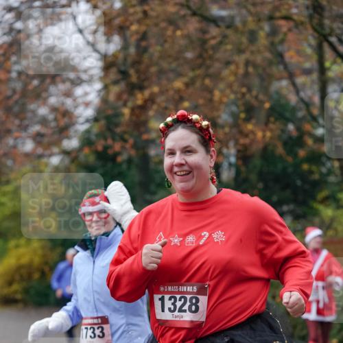 07.12.2025 - St. Pauli X-Mass-Run No. 15 Michael Burmester http://msf.ph/oto/9410223 07.12.2025 09:47:30 Laufen 1733, 15, 1328 meine-sportfotos.de
