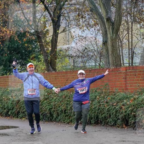07.12.2025 - St. Pauli X-Mass-Run No. 15 Michael Burmester http://msf.ph/oto/9410263 07.12.2025 09:47:36 Laufen 1688, 1687 meine-sportfotos.de