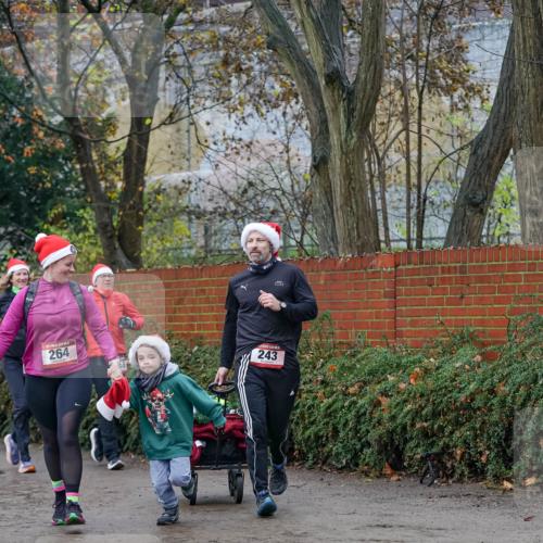 07.12.2025 - St. Pauli X-Mass-Run No. 15 Michael Burmester http://msf.ph/oto/9410317 07.12.2025 09:47:47 Laufen 264, 243 meine-sportfotos.de