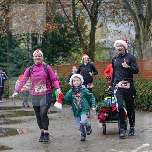 07.12.2025 - St. Pauli X-Mass-Run No. 15 Michael Burmester http://msf.ph/oto/9410338 07.12.2025 09:47:48 Laufen 264, 661, 243 meine-sportfotos.de