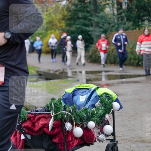 07.12.2025 - St. Pauli X-Mass-Run No. 15 Michael Burmester http://msf.ph/oto/9410362 07.12.2025 09:47:50 Laufen  meine-sportfotos.de