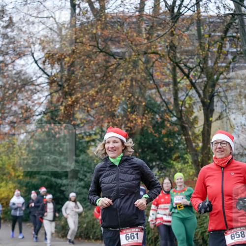 07.12.2025 - St. Pauli X-Mass-Run No. 15 Michael Burmester http://msf.ph/oto/9410368 07.12.2025 09:47:51 Laufen 15, 661, 266, 15, 658 meine-sportfotos.de