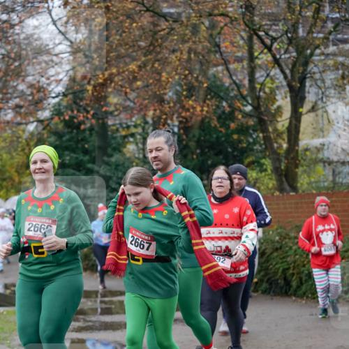 07.12.2025 - St. Pauli X-Mass-Run No. 15 Michael Burmester http://msf.ph/oto/9410398 07.12.2025 09:47:55 Laufen 15, 266, 2667, 92, 4081 meine-sportfotos.de