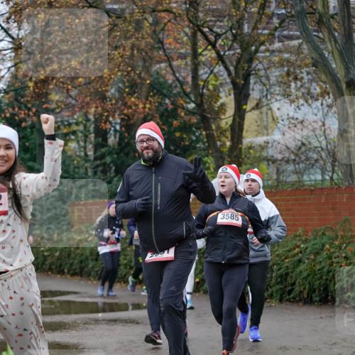 07.12.2025 - St. Pauli X-Mass-Run No. 15 Michael Burmester http://msf.ph/oto/9410448 07.12.2025 09:48:01 Laufen 3585 meine-sportfotos.de
