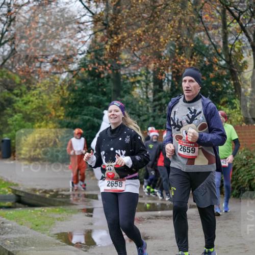 07.12.2025 - St. Pauli X-Mass-Run No. 15 Michael Burmester http://msf.ph/oto/9410510 07.12.2025 09:48:06 Laufen 2658, 15, 2659, 68, 00, 62 meine-sportfotos.de