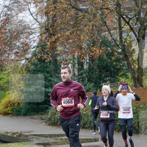 07.12.2025 - St. Pauli X-Mass-Run No. 15 Michael Burmester http://msf.ph/oto/9410661 07.12.2025 09:48:24 Laufen 4068, 4066, 4666 meine-sportfotos.de