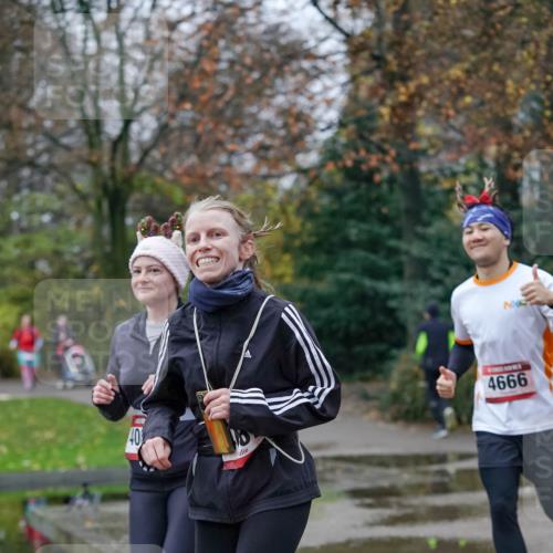 07.12.2025 - St. Pauli X-Mass-Run No. 15 Michael Burmester http://msf.ph/oto/9410679 07.12.2025 09:48:26 Laufen 40, 4666 meine-sportfotos.de