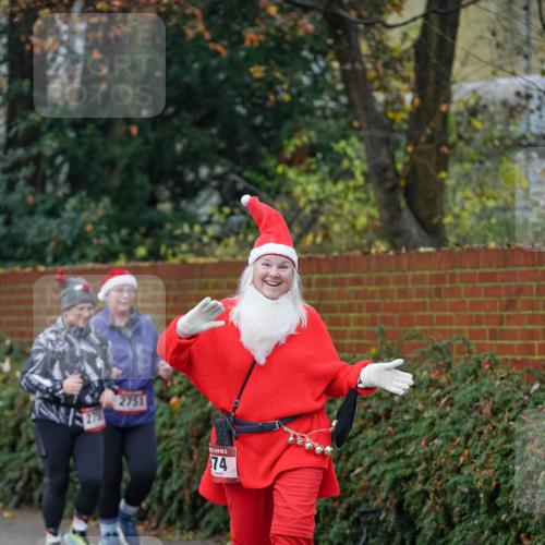 07.12.2025 - St. Pauli X-Mass-Run No. 15 Michael Burmester http://msf.ph/oto/9410806 07.12.2025 09:49:19 Laufen 2751, 74 meine-sportfotos.de