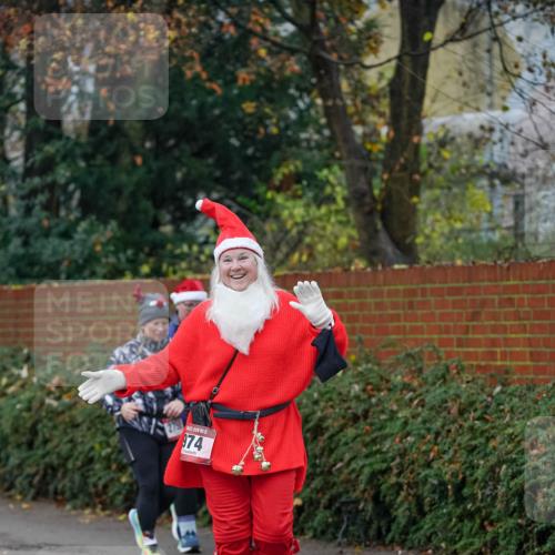 07.12.2025 - St. Pauli X-Mass-Run No. 15 Michael Burmester http://msf.ph/oto/9410812 07.12.2025 09:49:20 Laufen 15, 974 meine-sportfotos.de