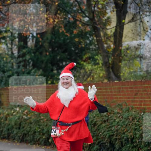 07.12.2025 - St. Pauli X-Mass-Run No. 15 Michael Burmester http://msf.ph/oto/9410821 07.12.2025 09:49:20 Laufen 74 meine-sportfotos.de