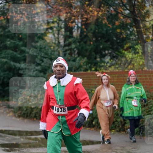 07.12.2025 - St. Pauli X-Mass-Run No. 15 Michael Burmester http://msf.ph/oto/9411019 07.12.2025 09:50:56 Laufen 5, 1636 meine-sportfotos.de