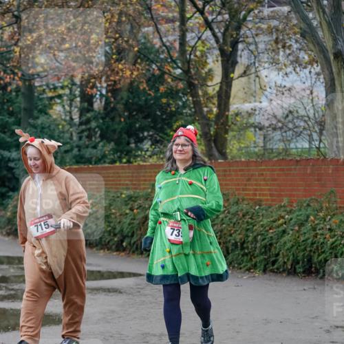07.12.2025 - St. Pauli X-Mass-Run No. 15 Michael Burmester http://msf.ph/oto/9411058 07.12.2025 09:51:01 Laufen 715, 73 meine-sportfotos.de