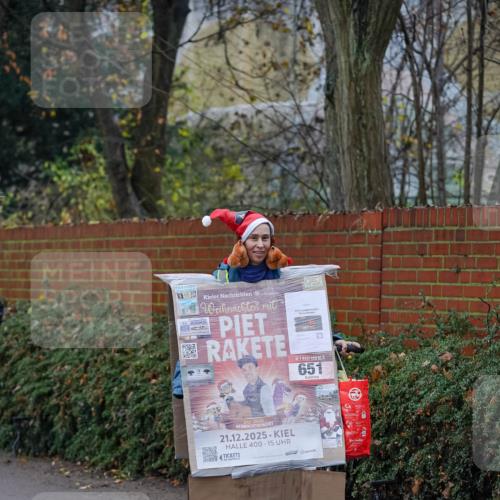 07.12.2025 - St. Pauli X-Mass-Run No. 15 Michael Burmester http://msf.ph/oto/9411115 07.12.2025 09:54:44 Laufen 40, 44, 9, 651, 21, 12, 2025, 400, 15 meine-sportfotos.de