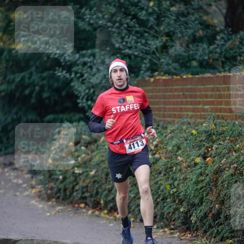 07.12.2025 - St. Pauli X-Mass-Run No. 15 Michael Burmester http://msf.ph/oto/9411172 07.12.2025 09:57:04 Laufen 5, 4113 meine-sportfotos.de