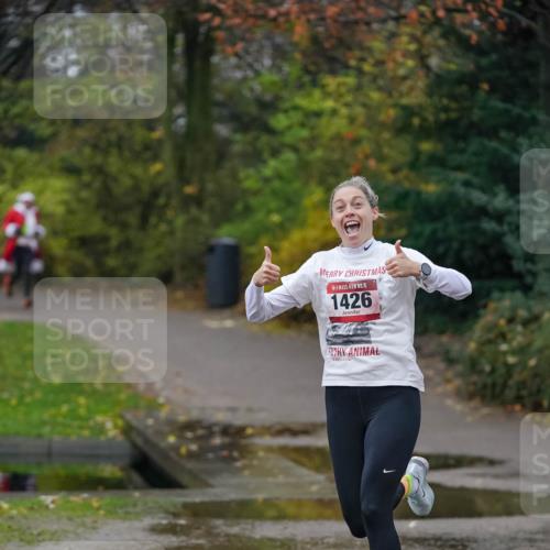 07.12.2025 - St. Pauli X-Mass-Run No. 15 Michael Burmester http://msf.ph/oto/9411212 07.12.2025 09:57:46 Laufen 15, 1426 meine-sportfotos.de