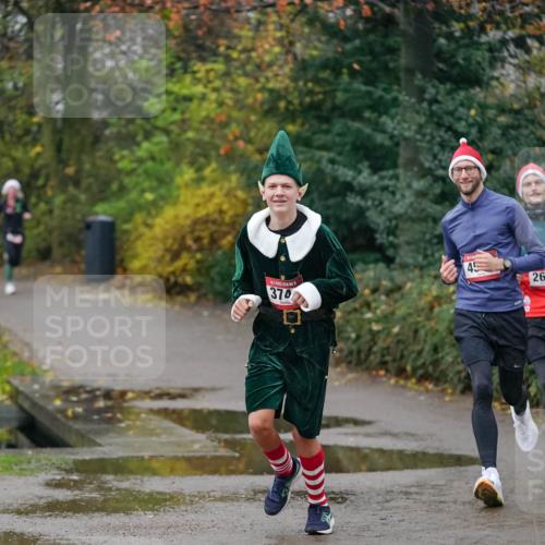 07.12.2025 - St. Pauli X-Mass-Run No. 15 Michael Burmester http://msf.ph/oto/9411392 07.12.2025 09:58:57 Laufen 45, 26, 374 meine-sportfotos.de